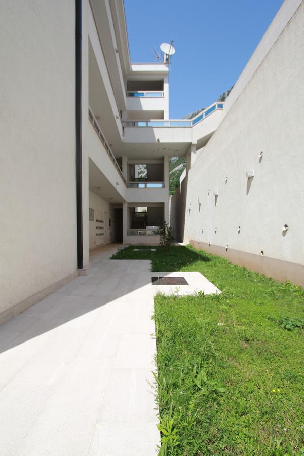 Adriatic Pearl Apartments Kotor Ngoại thất bức ảnh
